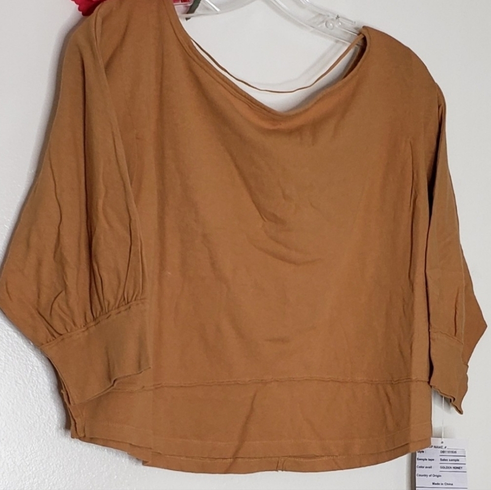 Free People Top Golden Honey V Neckline We the Free Comfy Blouse Bohemian - Picture 12 of 16